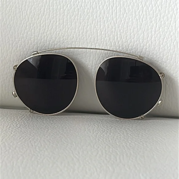 NEW. Round Red Retro Frame - Picture 14 of 15